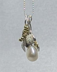 Freshwater Pearl in silver and gold pendant