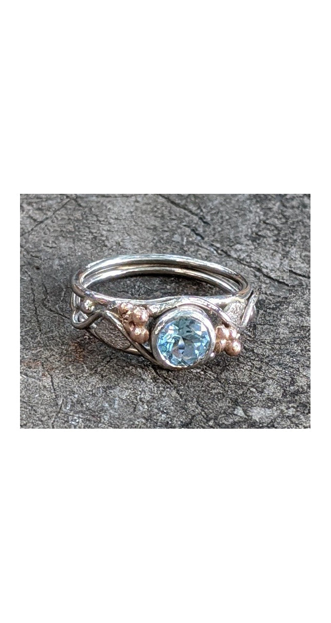 Blue Topaz in White and Rose gold